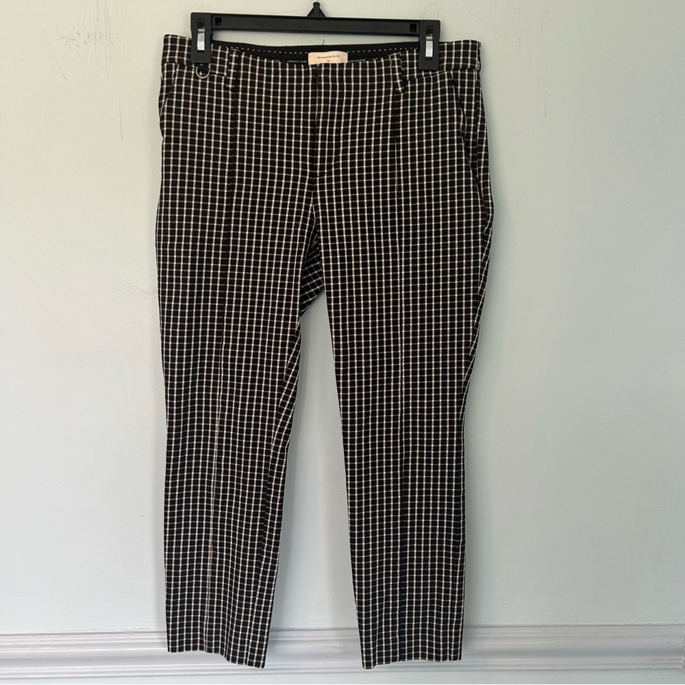 Anthropologie The Essential Black & White Plaid Slim Pant Size 4